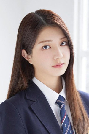 Momoka Hirai portrait