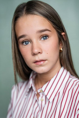 Alisha Weir portrait