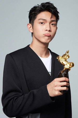 Mike Lin portrait