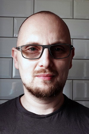 Adi Granov portrait