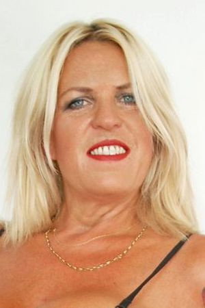 Shannon Blue portrait