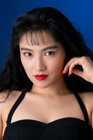 Roza Tanaka portrait