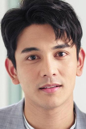 Napat Injaieua portrait