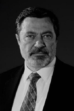 Aleksandr Khachatryan portrait