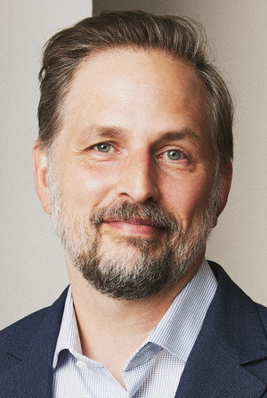 Scott Organ portrait