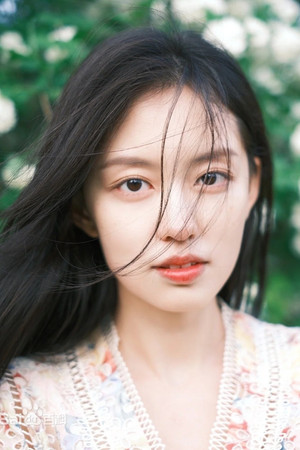 Sun Yanqing portrait