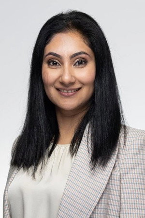 Amna Khan portrait