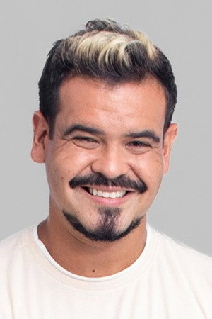 Cézar Maracujá portrait