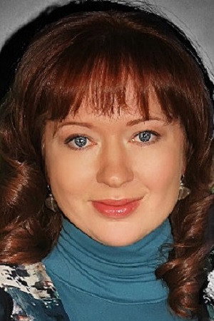 Yuliya Svezhakova portrait
