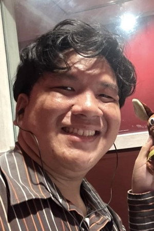 Thanapat Wongwisit portrait