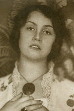 Maria Fein portrait
