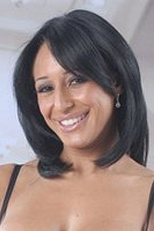 Faustine Lee portrait