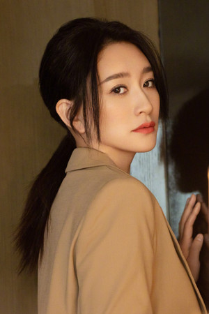 Li Xiaoran portrait