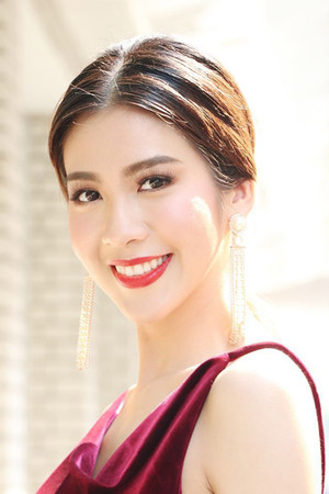 Anisa Nugraha portrait