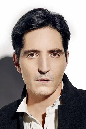 David Dastmalchian portrait