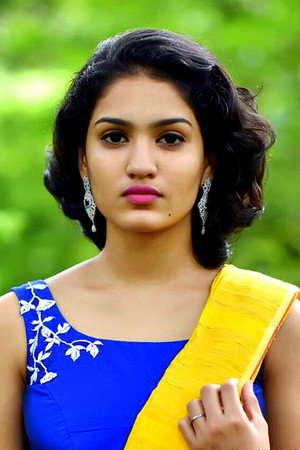 Saniya Iyyappan portrait