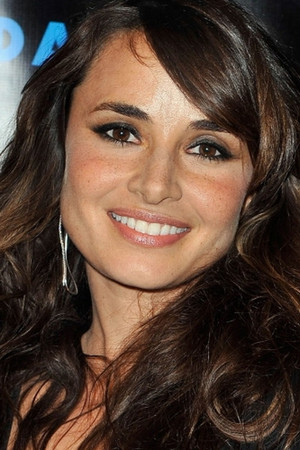 Mía Maestro portrait