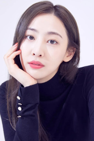 Kim Da-som portrait