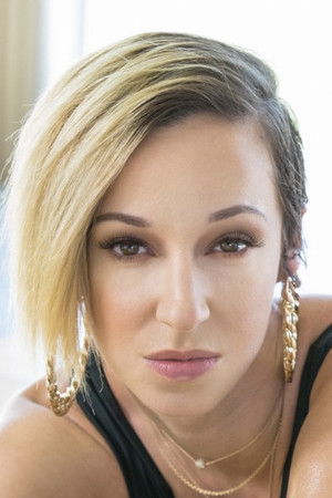 Jada Stevens portrait