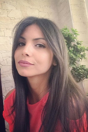Zineb Obeid portrait