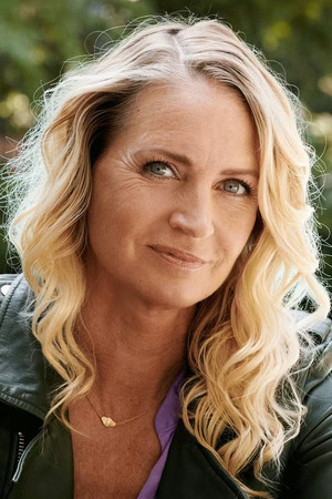 Annette Heick portrait