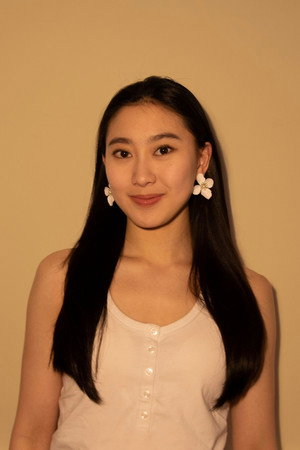 Yun Wen portrait