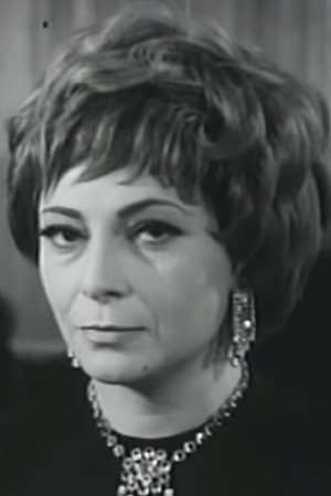 Theano Ioannidou portrait