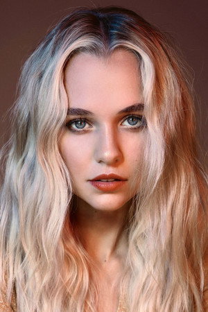 Madison Iseman portrait