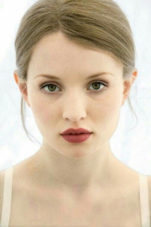 Emily Browning portrait