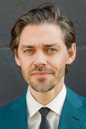 Tom Payne portrait