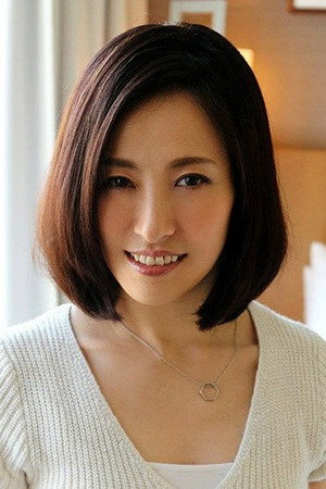Tanihara Nozomi portrait