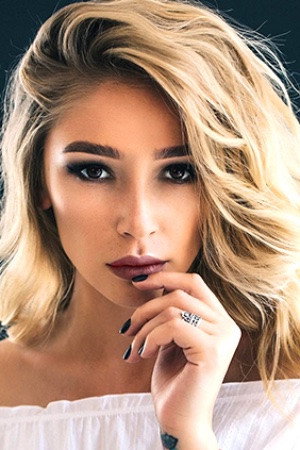 Anastasia Ivleeva portrait
