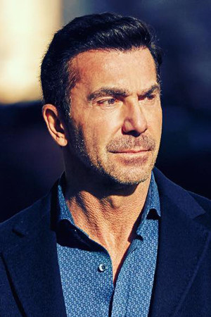 İlker İnanoğlu portrait