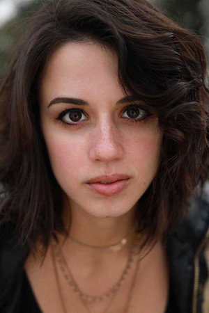 Jenna Kanell portrait