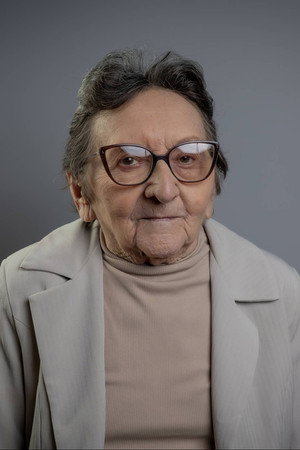 Tânia Maria portrait