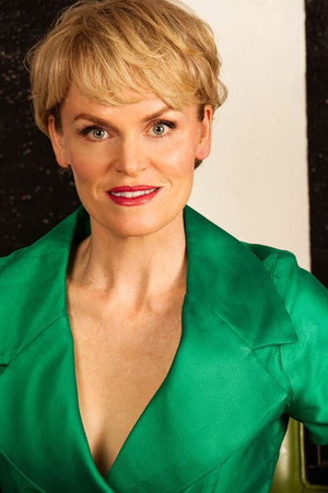 Stephnie Weir portrait