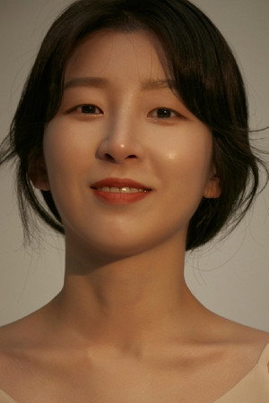 Han Hye-ji portrait