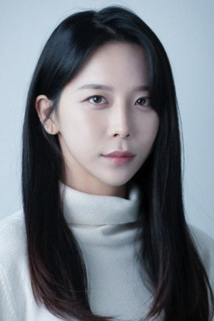 Lee Yun-u portrait