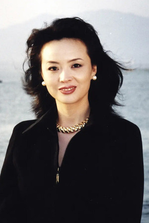 Yue Zhou portrait