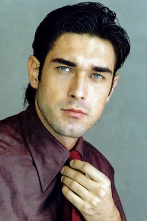 Burak Hakkı portrait