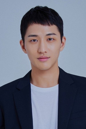 Yoo Hee-je portrait