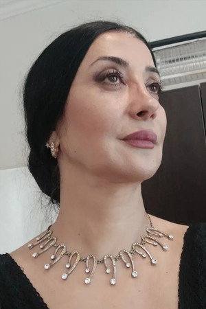 Ilgara Tosova portrait