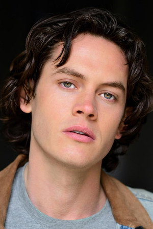 Dan Roe portrait