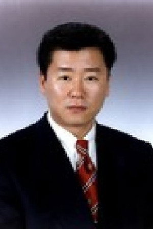 Hong Sung-young portrait