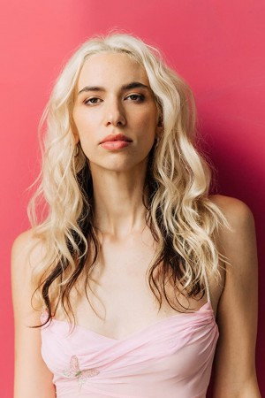 Sarah Coffey portrait