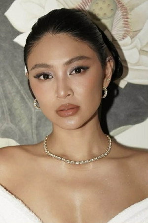 Nadine Lustre portrait