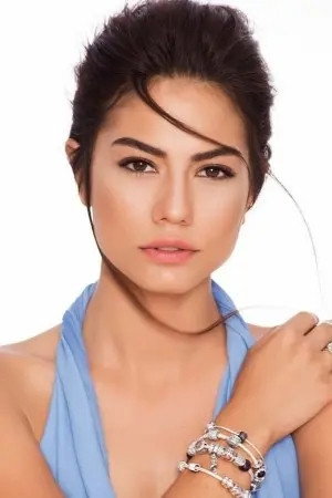 Demet Özdemir portrait