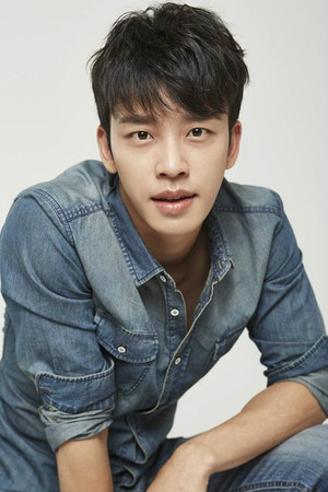 Seol Jung-hwan portrait