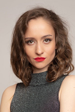 Eva Mores portrait