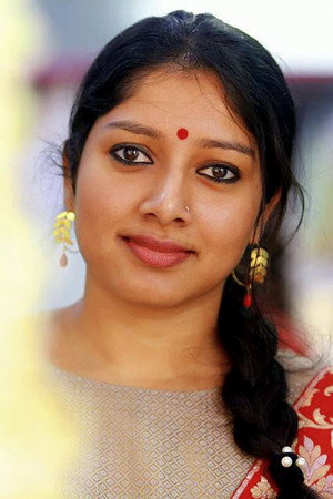 Anumol portrait